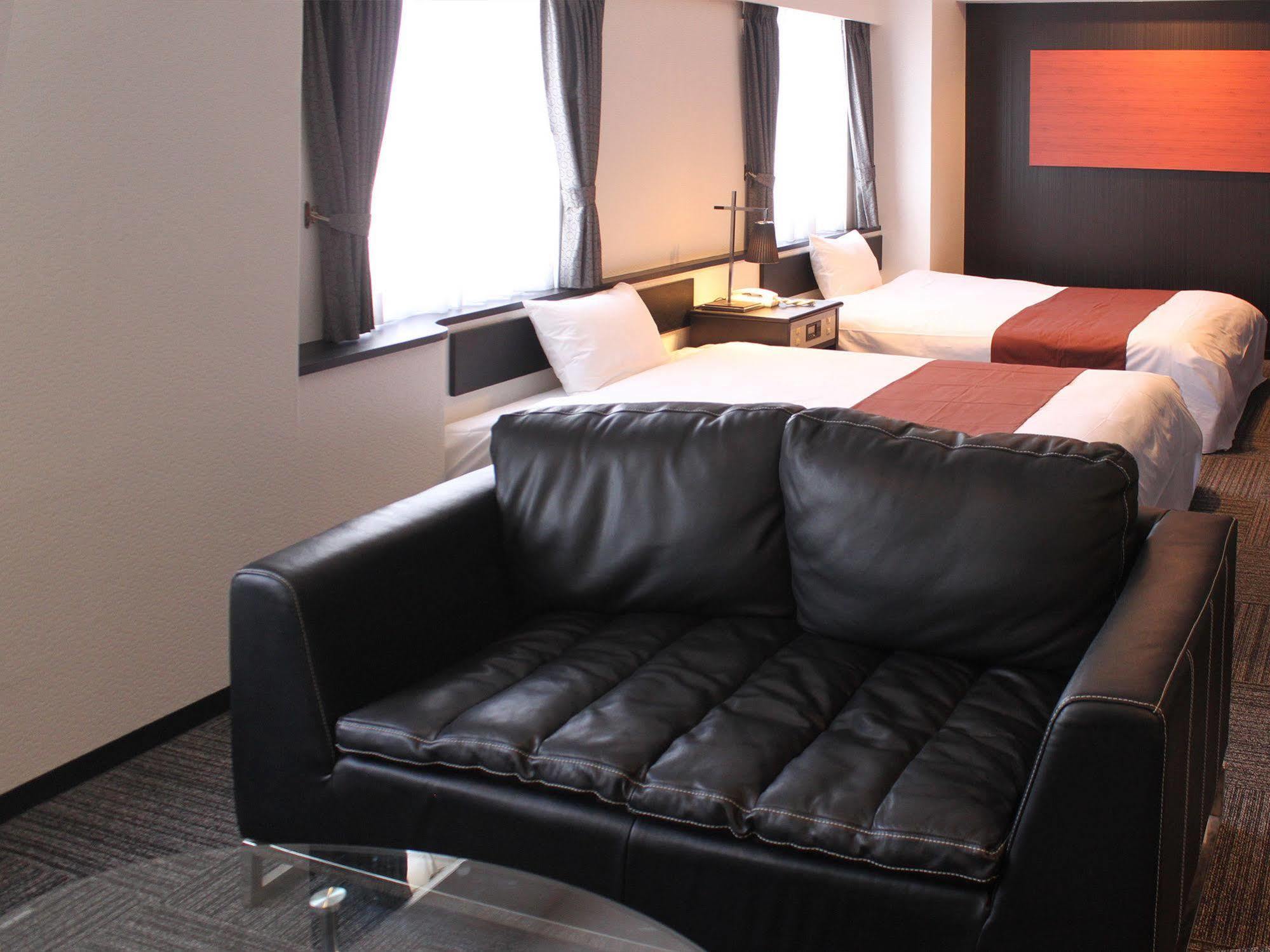 Hotel Livemax Budget Iyo Mishima Shikokuchuo Exteriér fotografie